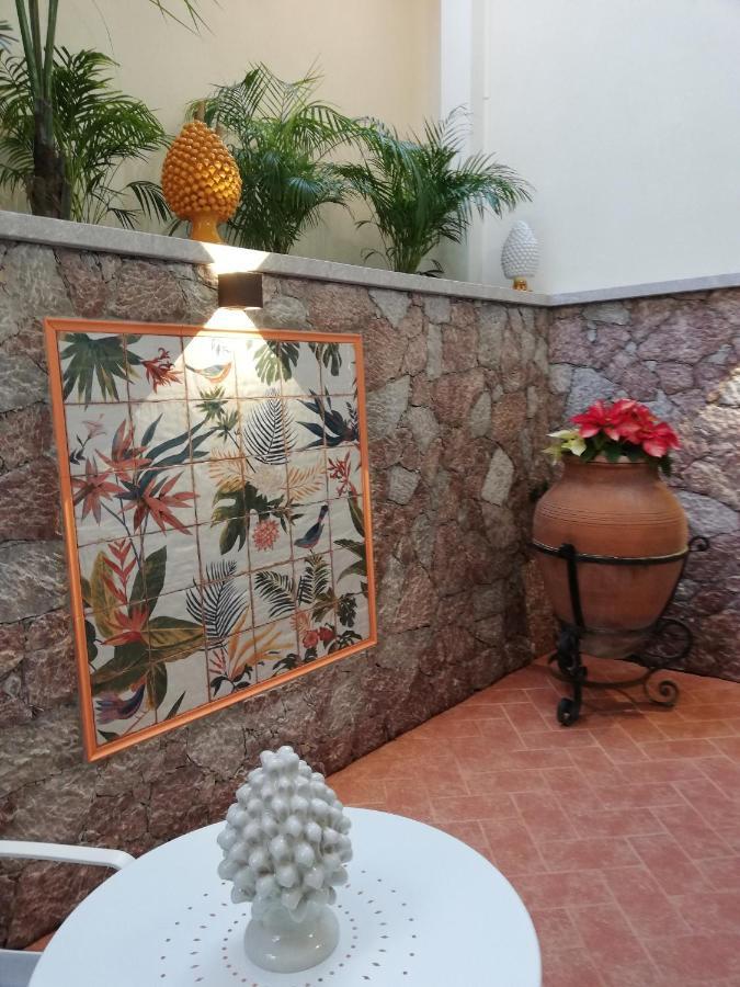 Luxury Apartment Carmen N 2 Centro Storico Di Таормина Екстериор снимка