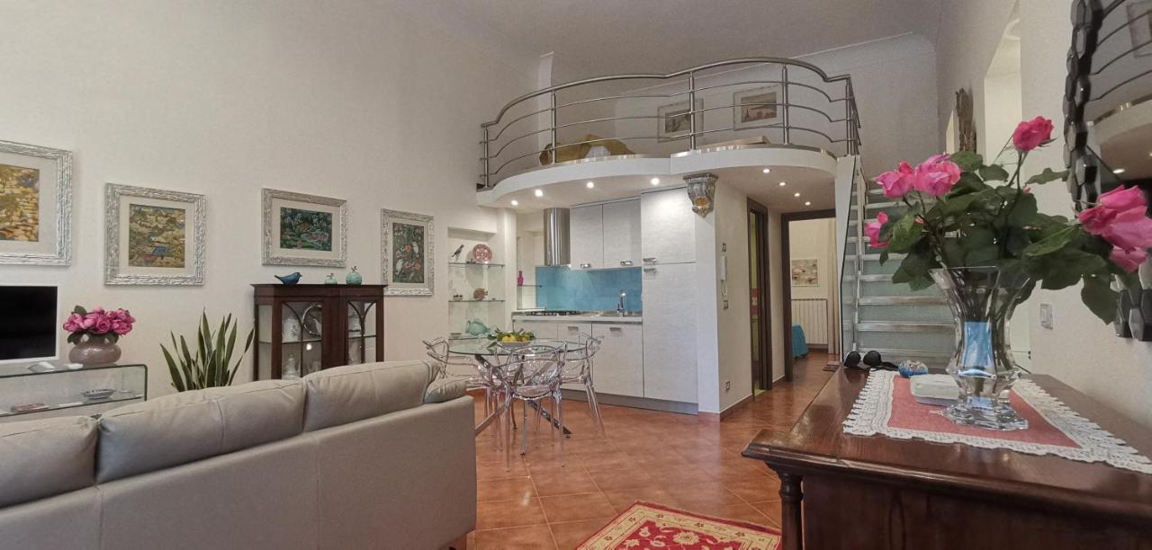 Luxury Apartment Carmen N 2 Centro Storico Di Таормина Екстериор снимка