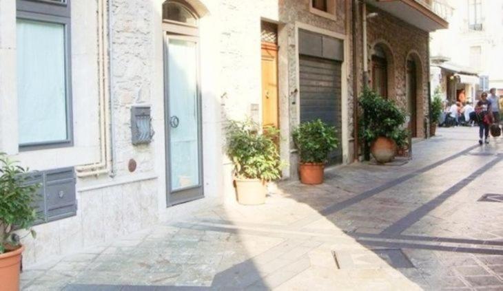 Luxury Apartment Carmen N 2 Centro Storico Di Таормина Екстериор снимка
